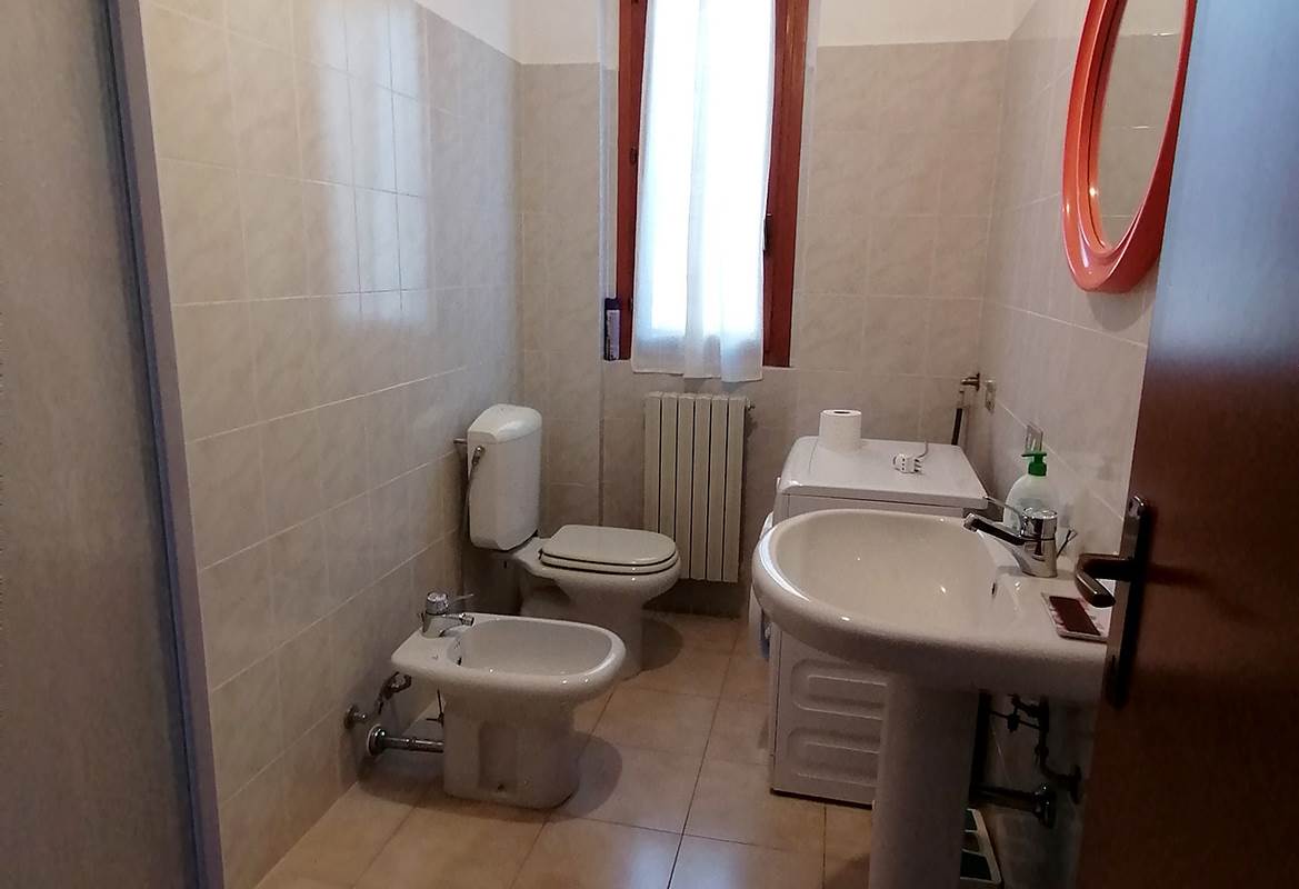 4 o più locali In Vendita a Asso