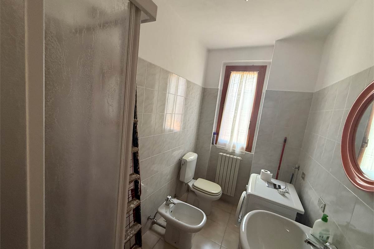 4 o più locali In Vendita a Asso