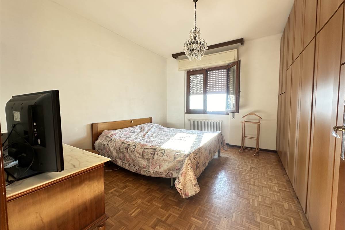 Appartamento in villa di mq 133 con terreno 