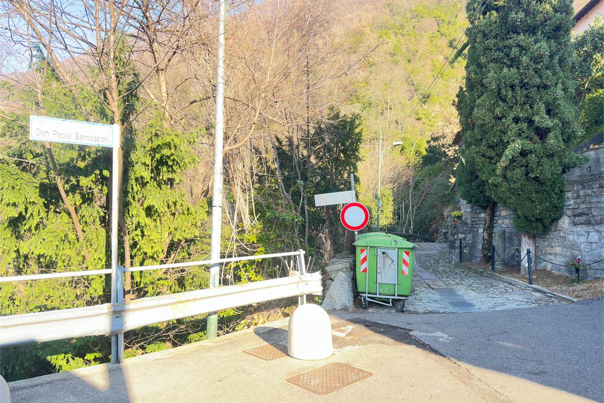 Appartamento in villa di mq 133 con terreno 