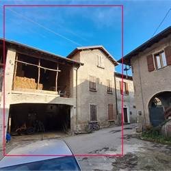 Rustico/Casale In Vendita a Rogeno